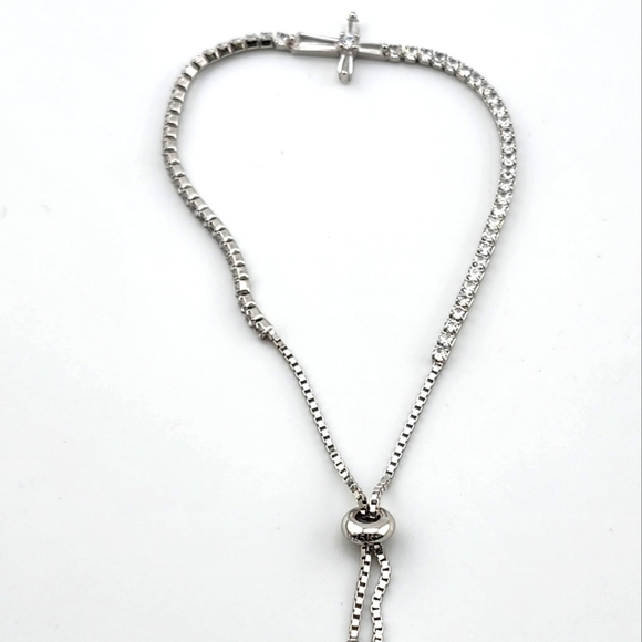 Elegant Silver Cross Adjastable Bracelet Stamped 925 with cubic zirconia stones - Picture 5 of 5